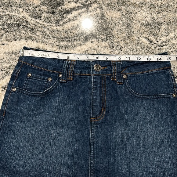 Size 7 London, blues, mini skirt with pockets - Picture 5 of 8